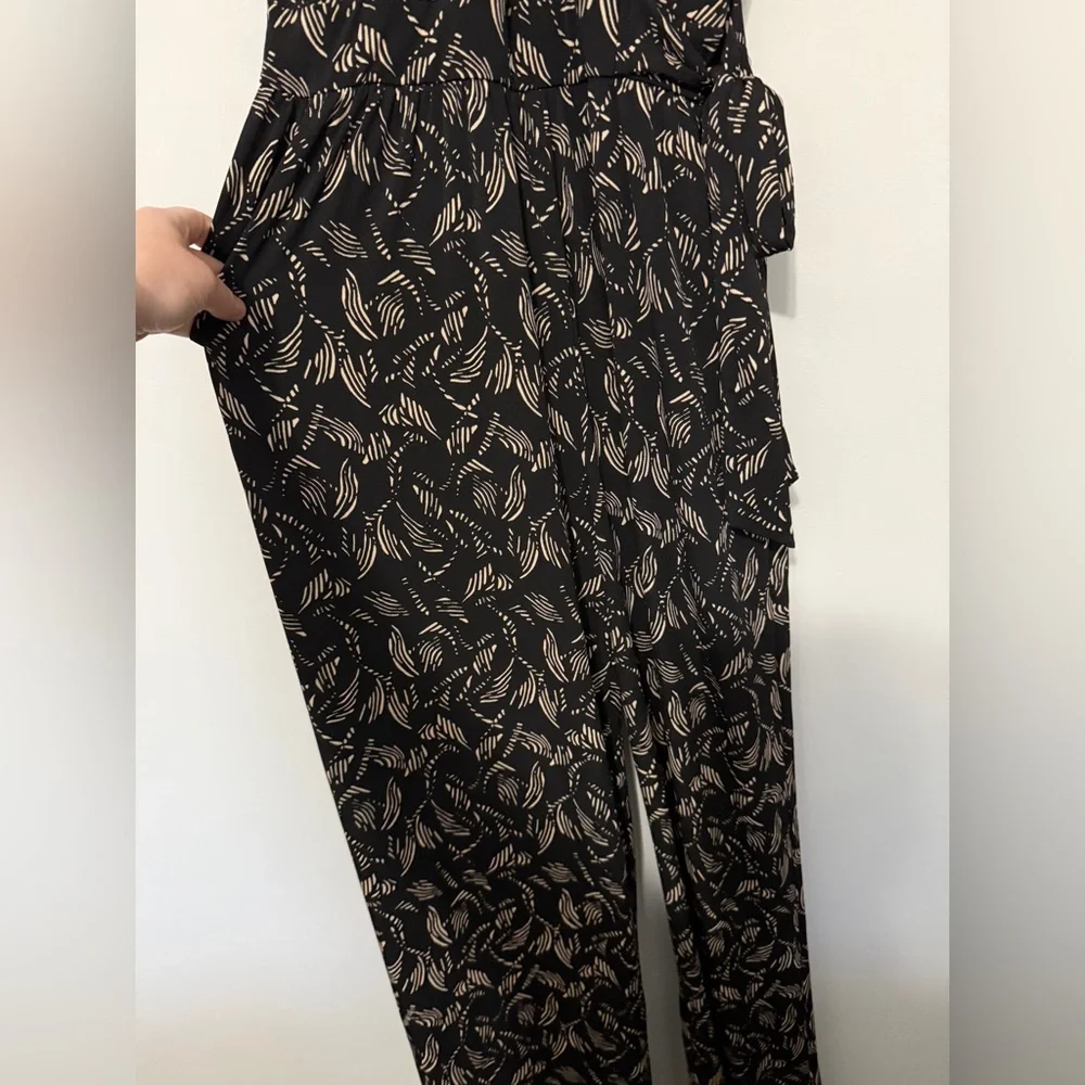 Kaileigh Rochelle Knit Jumpsuit NWOT - Picture 5 of 6